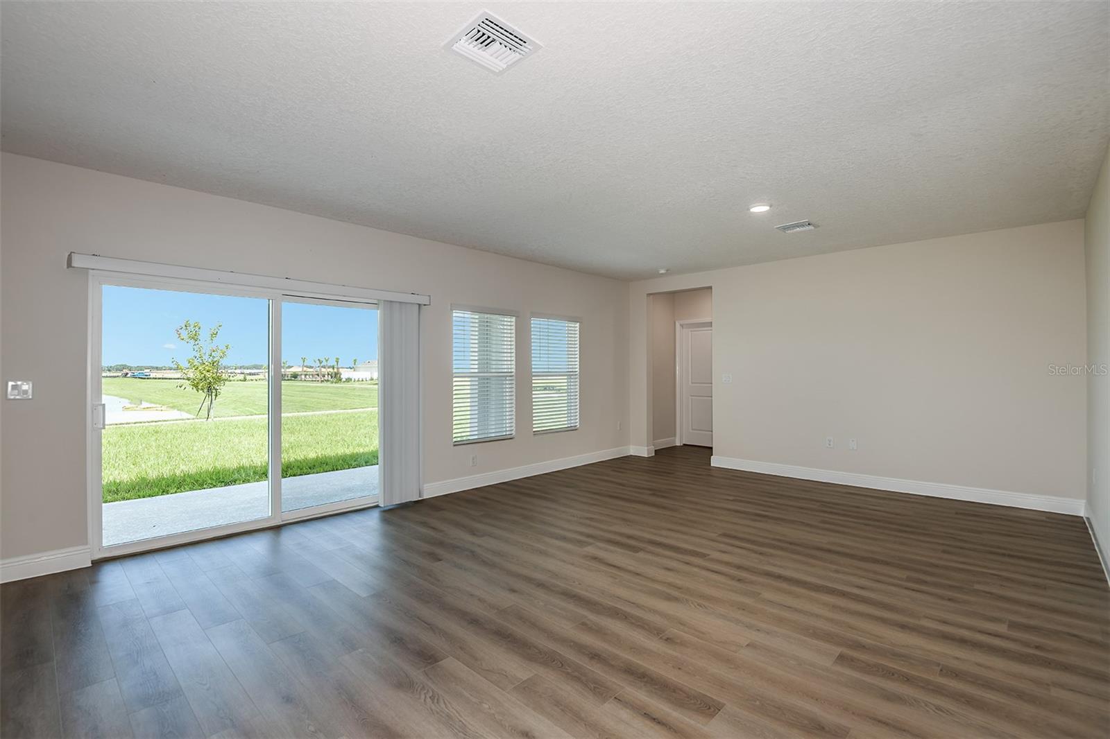31717 BIENVILLE LN, WESLEY CHAPEL, FL, 33545