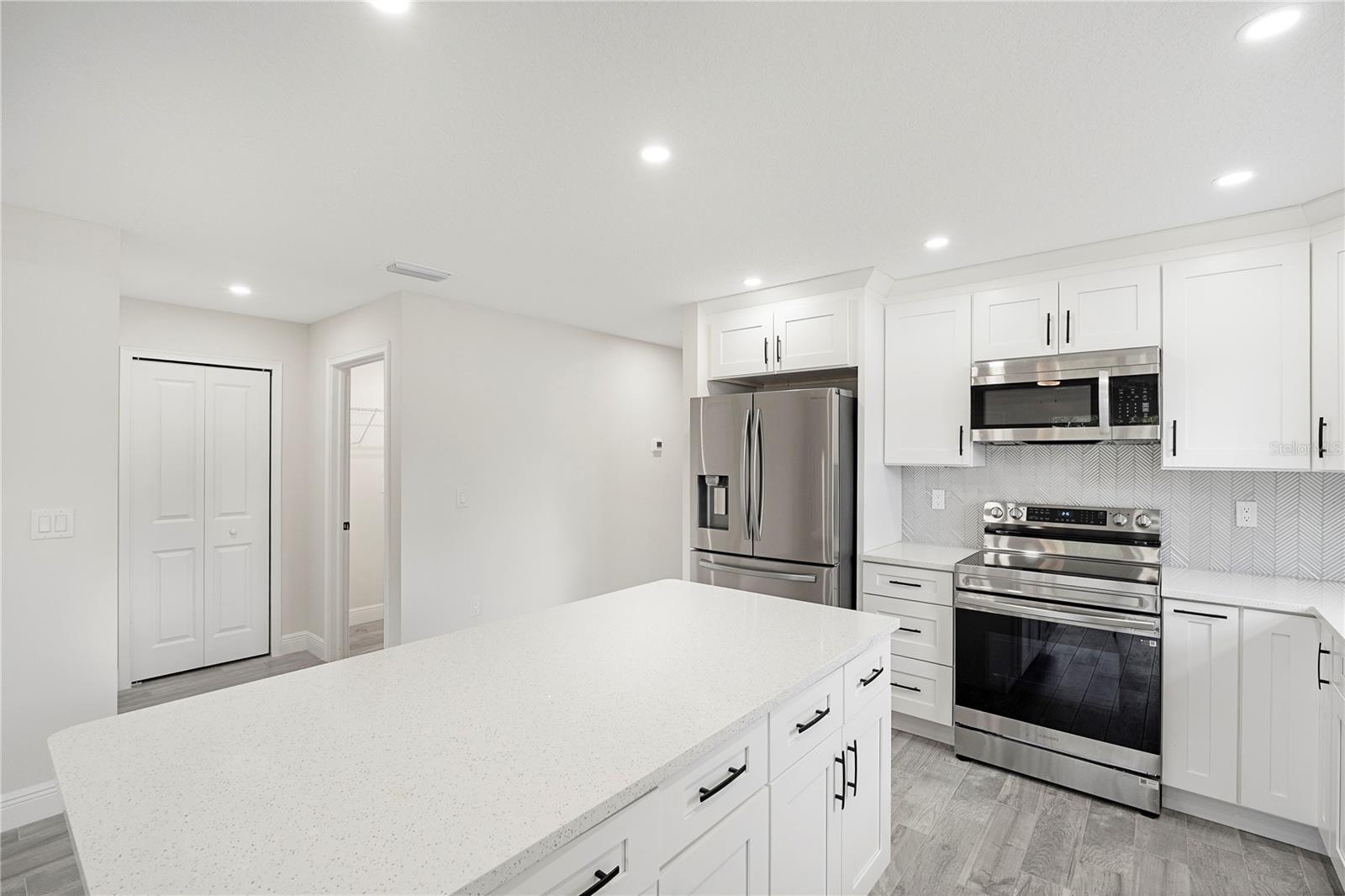 2008 2ND AVE E, PALMETTO, FL, 34221