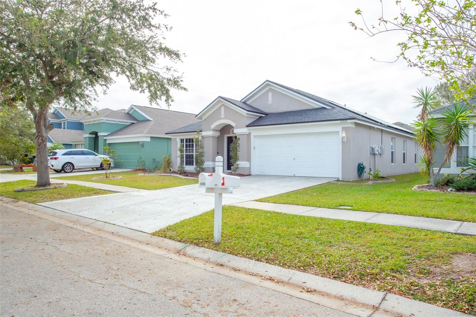 11519 MISTY ISLE LN, RIVERVIEW, FL, 33579
