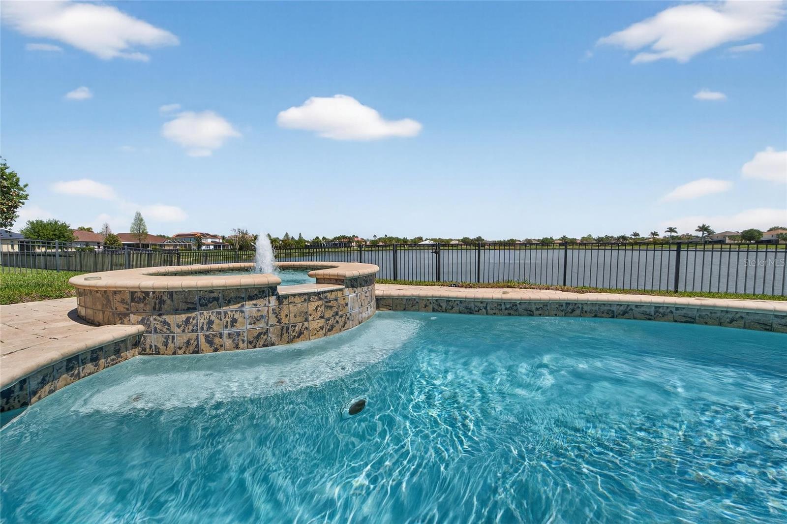 5325 SANDY SHELL DR, APOLLO BEACH, FL, 33572