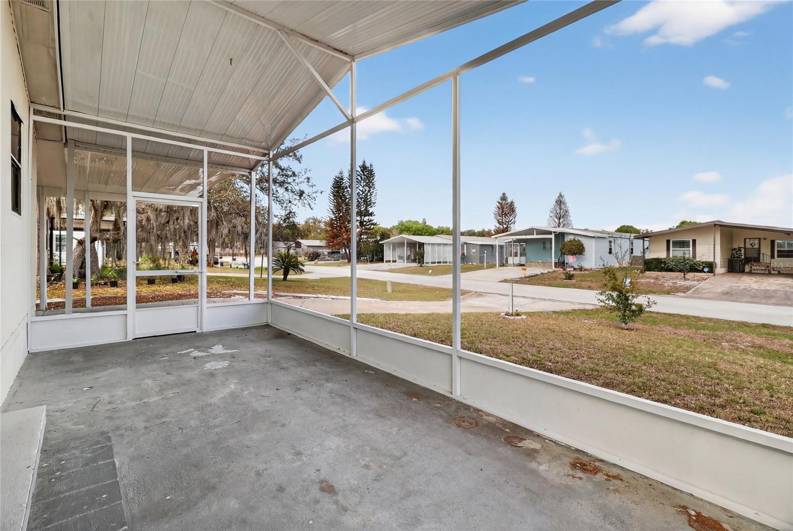 409 VILLAGE CIR SW, WINTER HAVEN, FL, 33880