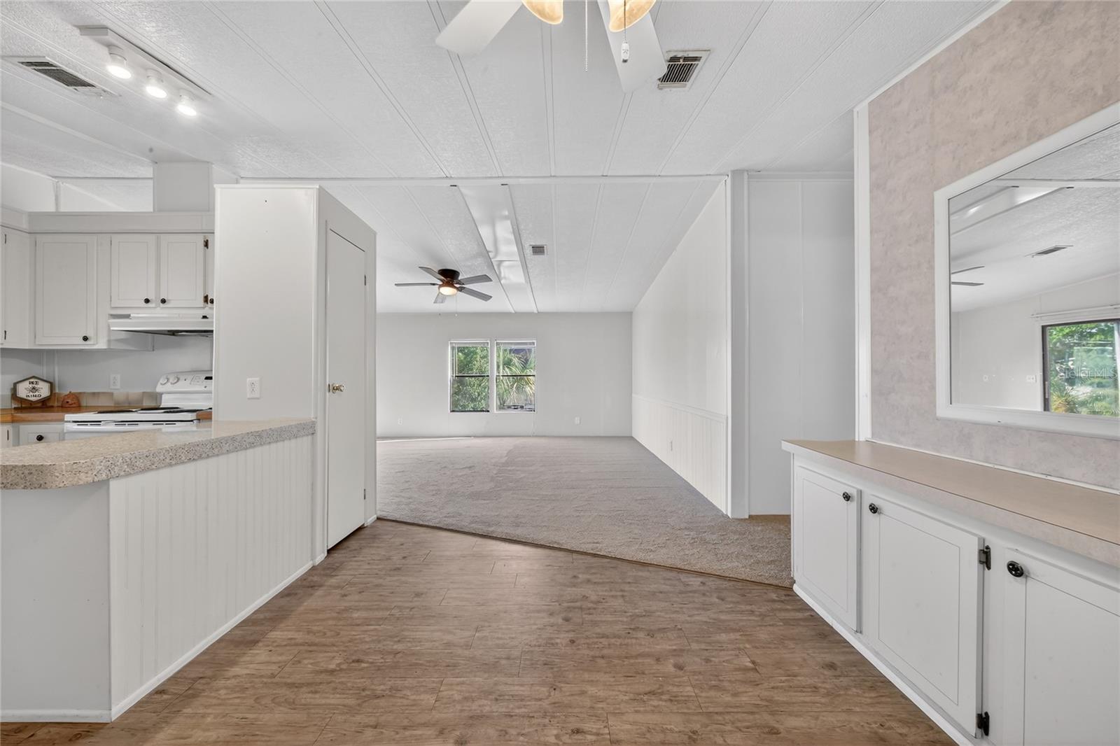 409 VILLAGE CIR SW, WINTER HAVEN, FL, 33880
