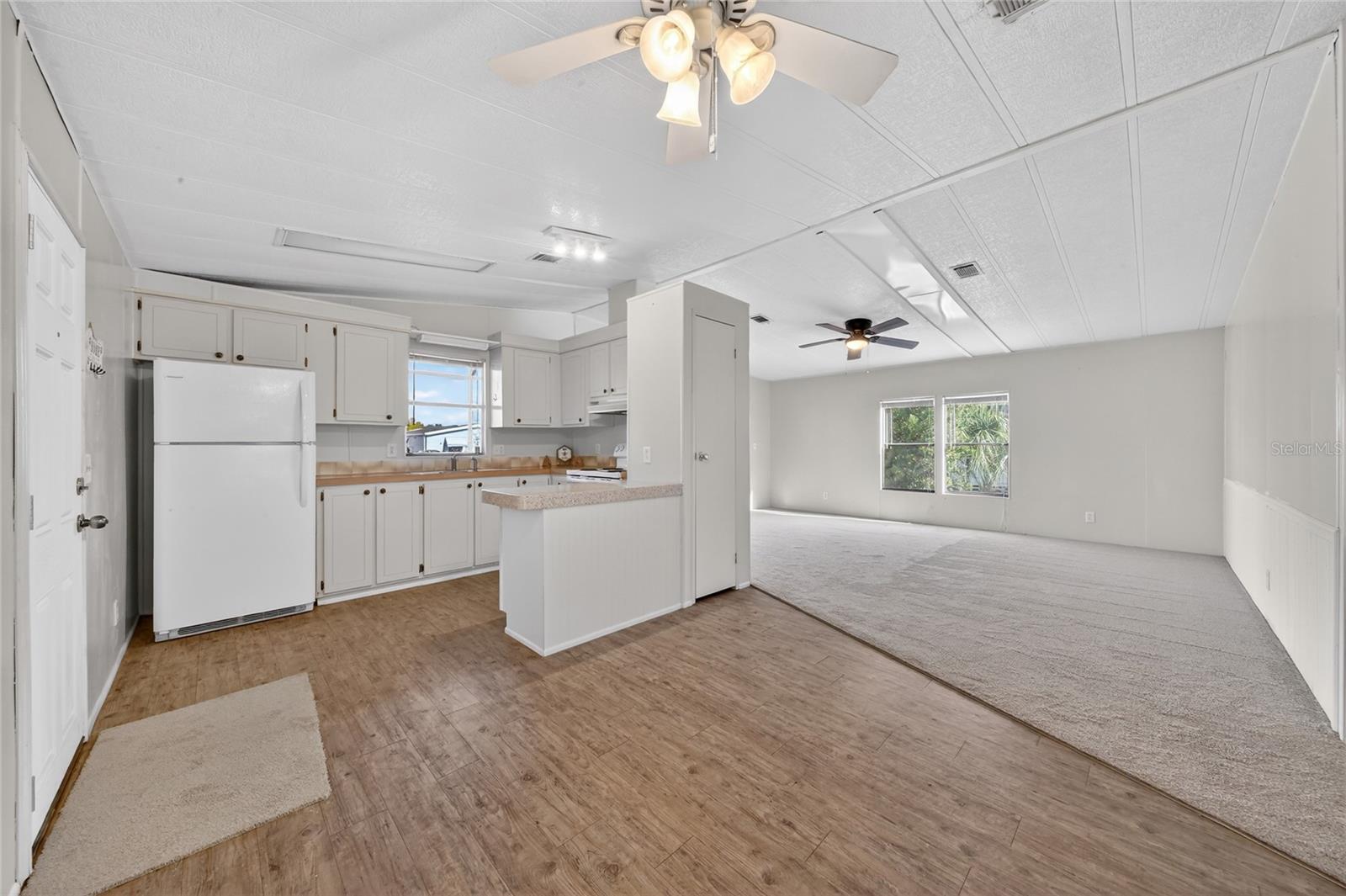 409 VILLAGE CIR SW, WINTER HAVEN, FL, 33880