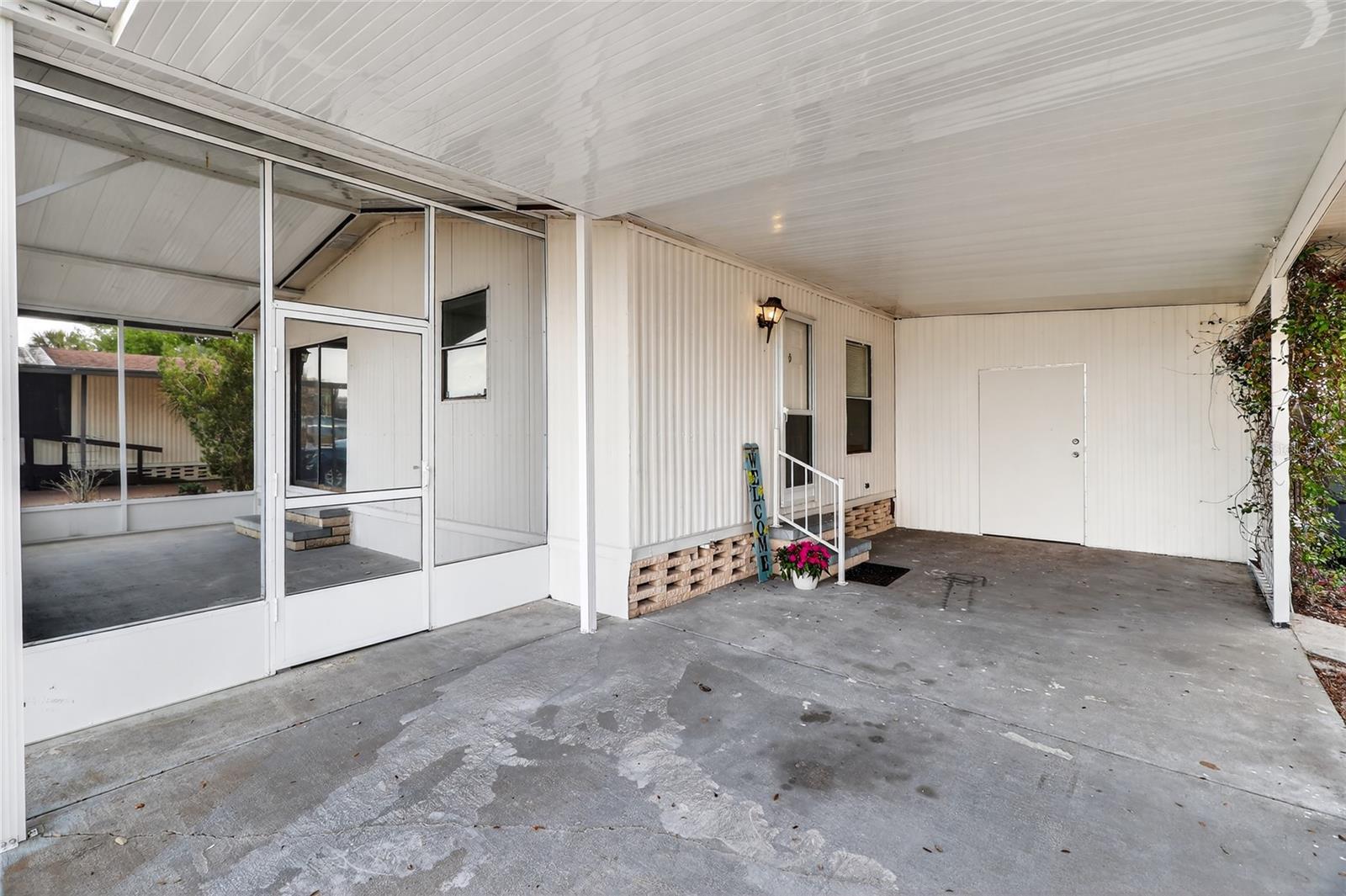 409 VILLAGE CIR SW, WINTER HAVEN, FL, 33880