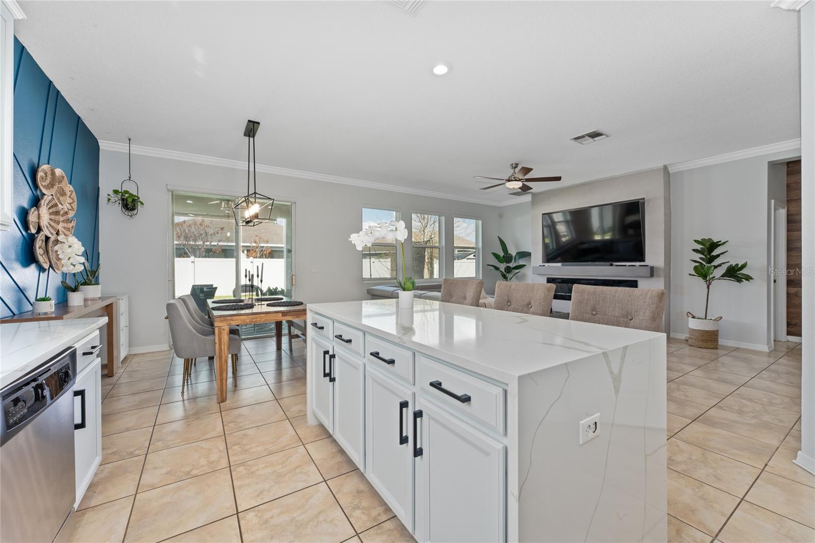 2546 EAGLE BAY BLVD, KISSIMMEE, FL, 34743