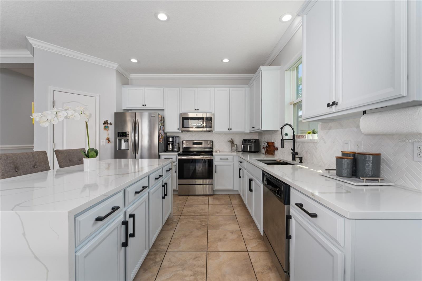 2546 EAGLE BAY BLVD, KISSIMMEE, FL, 34743