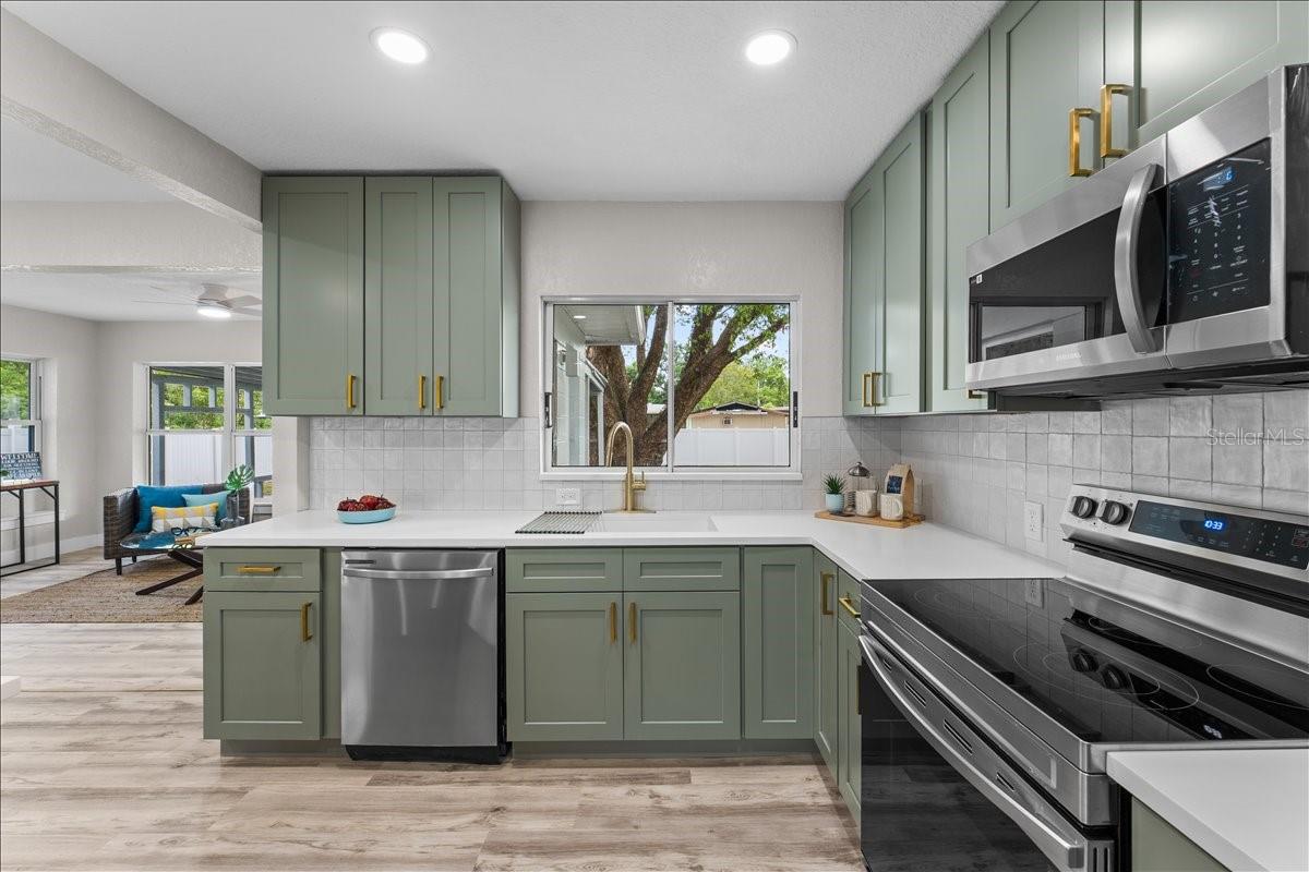 2530 W DIANA ST, TAMPA, FL, 33614