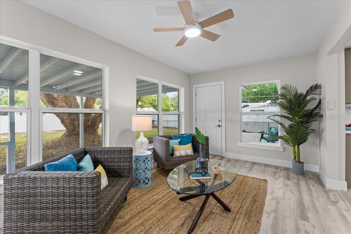 2530 W DIANA ST, TAMPA, FL, 33614