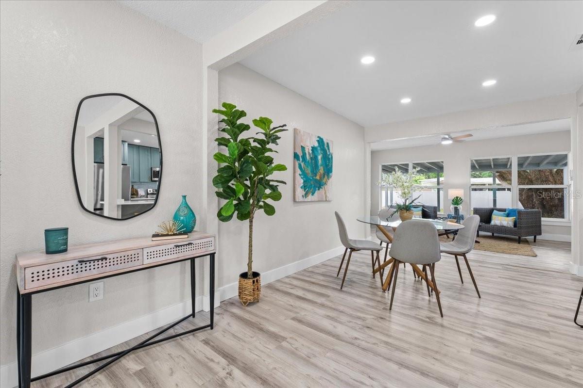 2530 W DIANA ST, TAMPA, FL, 33614