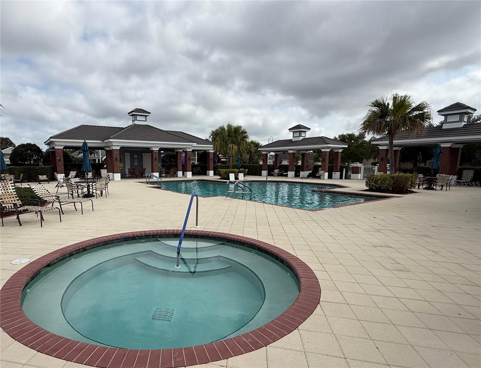 1735 LAKE VERONA CIR, BRADENTON, FL, 34211