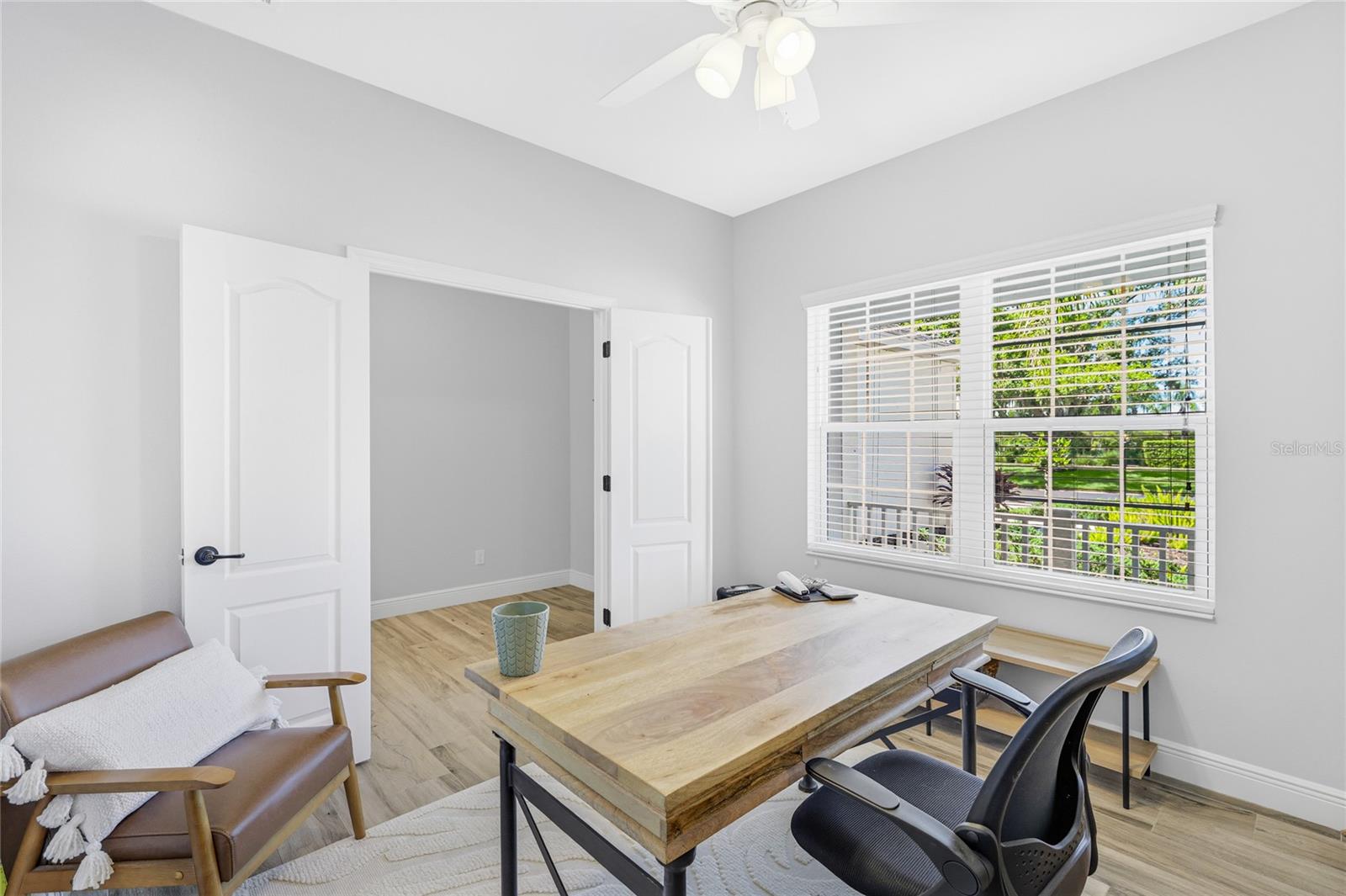 1735 LAKE VERONA CIR, BRADENTON, FL, 34211