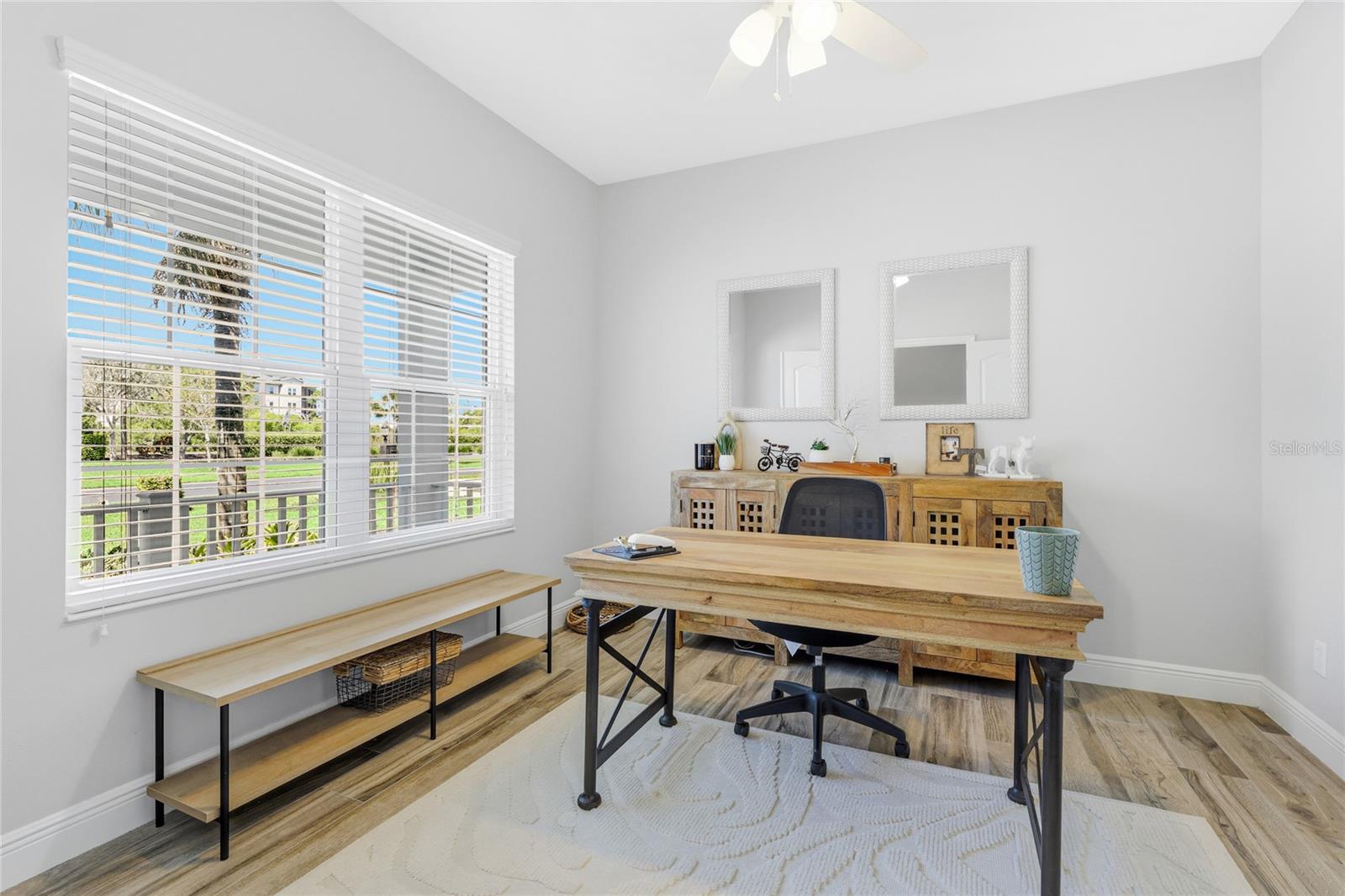 1735 LAKE VERONA CIR, BRADENTON, FL, 34211