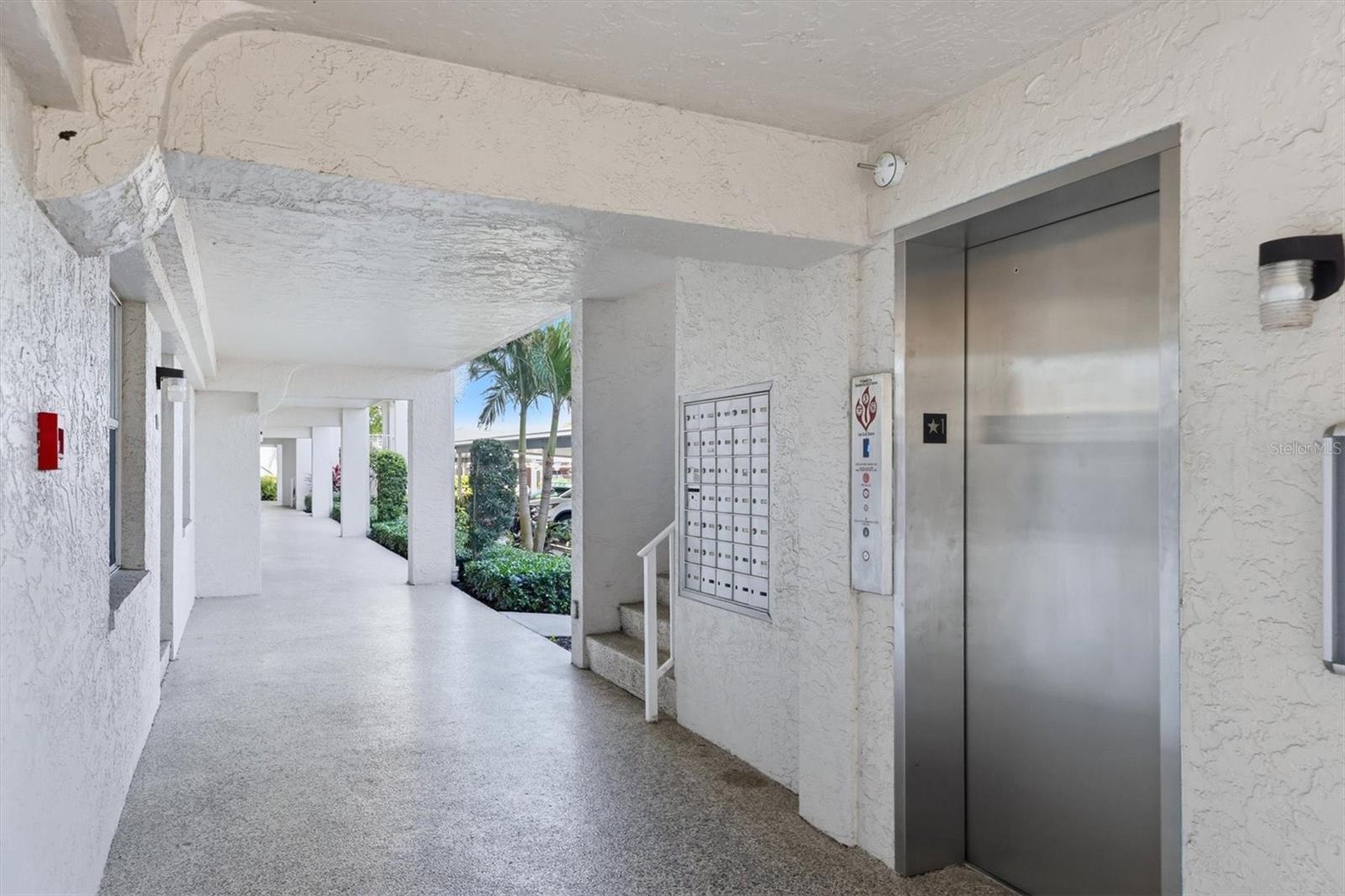 7301 29TH AVENUE DR W #204, BRADENTON, FL, 34209