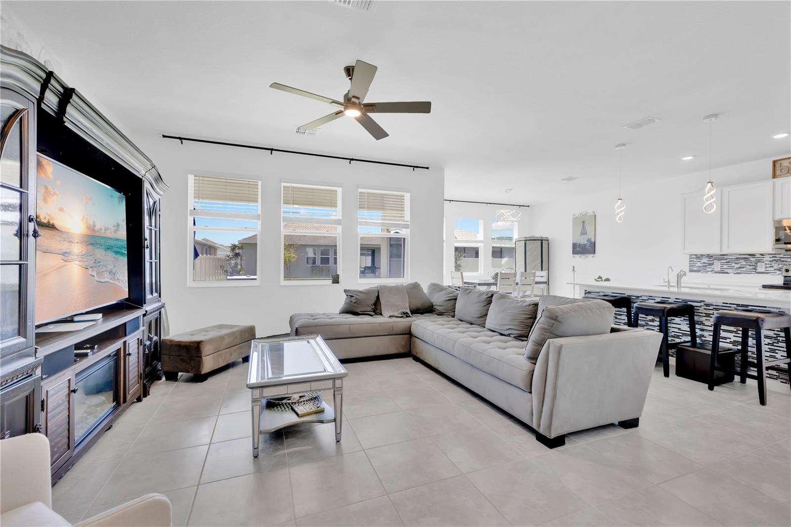 4212 PEBBLES THROW DR, KISSIMMEE, FL, 34746