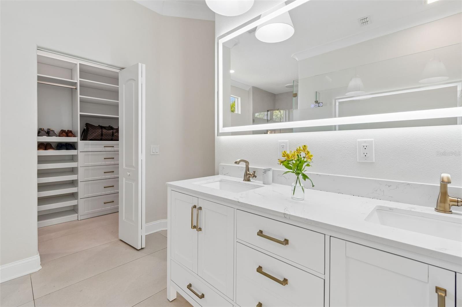 10423 GREENHEDGES DR, TAMPA, FL, 33626