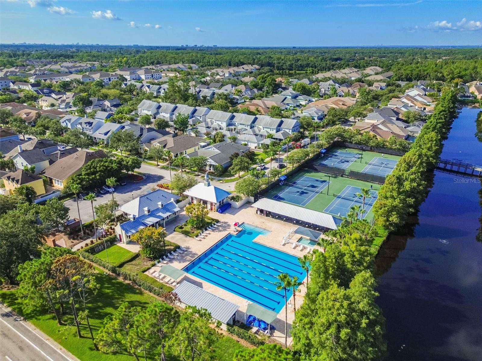 10423 GREENHEDGES DR, TAMPA, FL, 33626