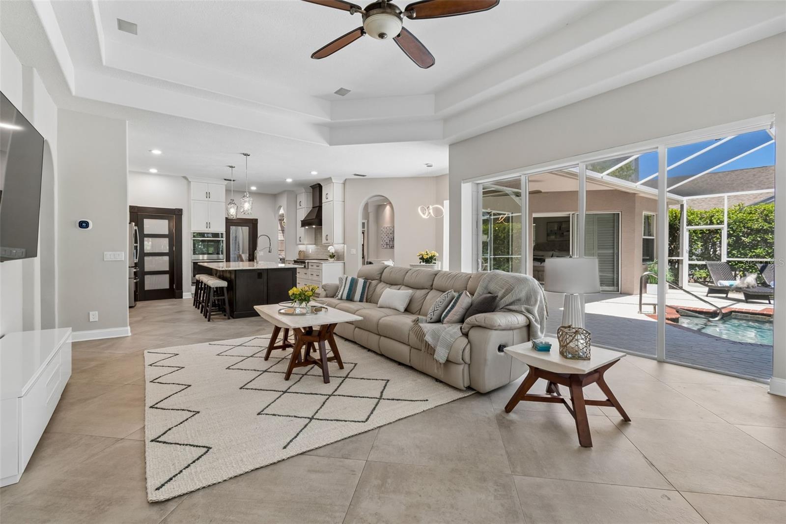 10423 GREENHEDGES DR, TAMPA, FL, 33626