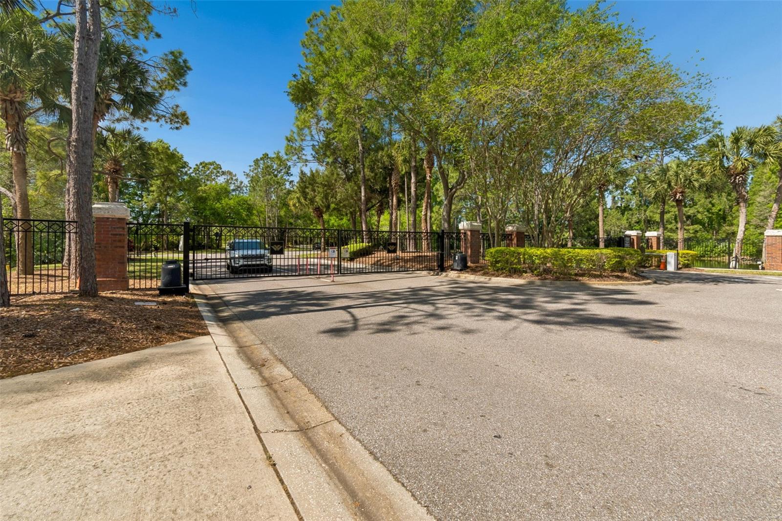 10423 GREENHEDGES DR, TAMPA, FL, 33626