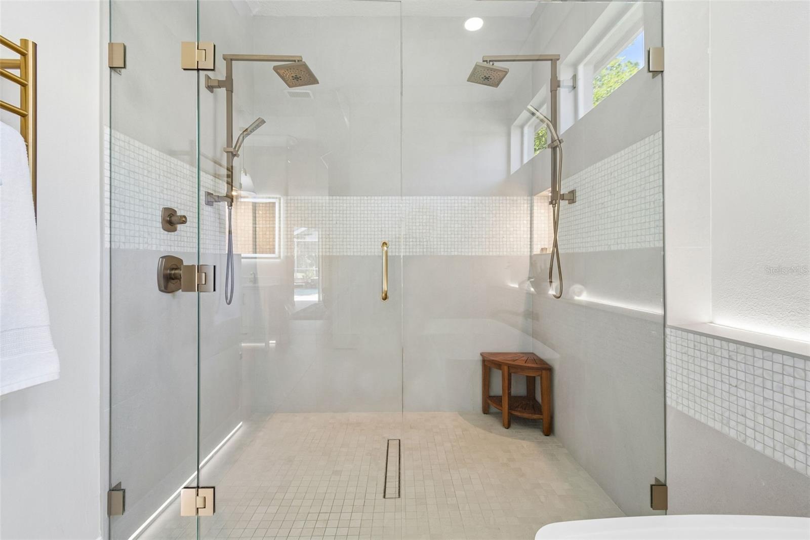 10423 GREENHEDGES DR, TAMPA, FL, 33626