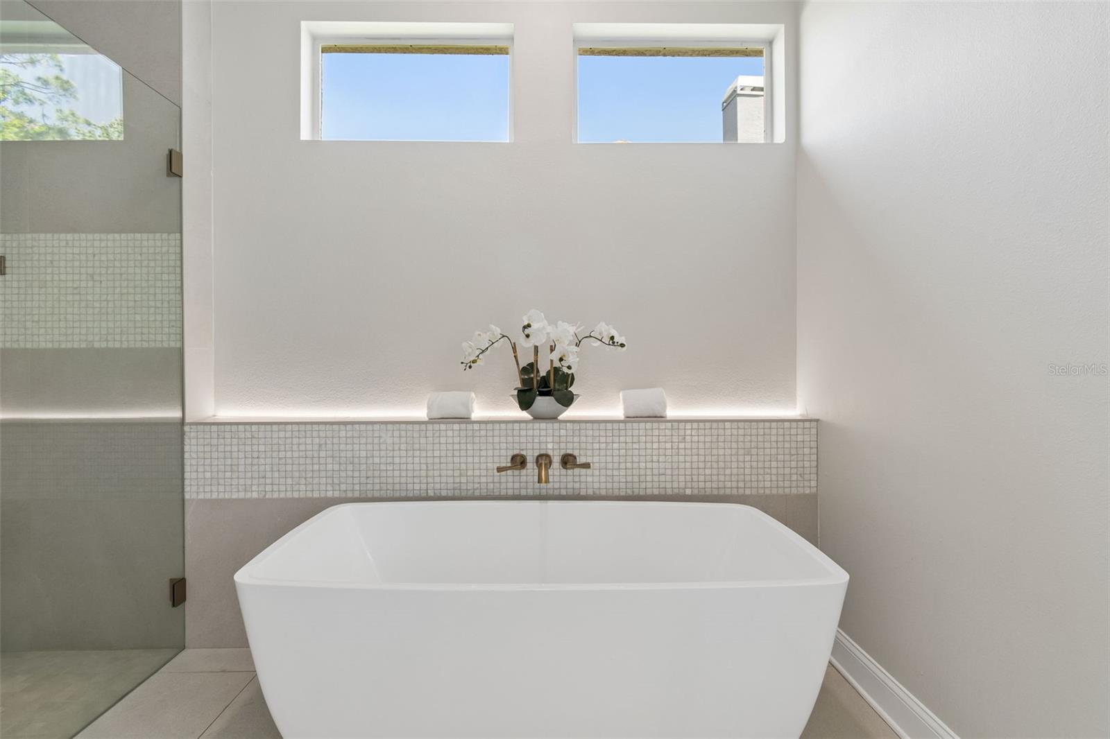 10423 GREENHEDGES DR, TAMPA, FL, 33626