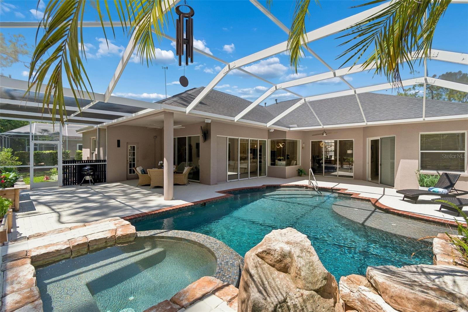 10423 GREENHEDGES DR, TAMPA, FL, 33626