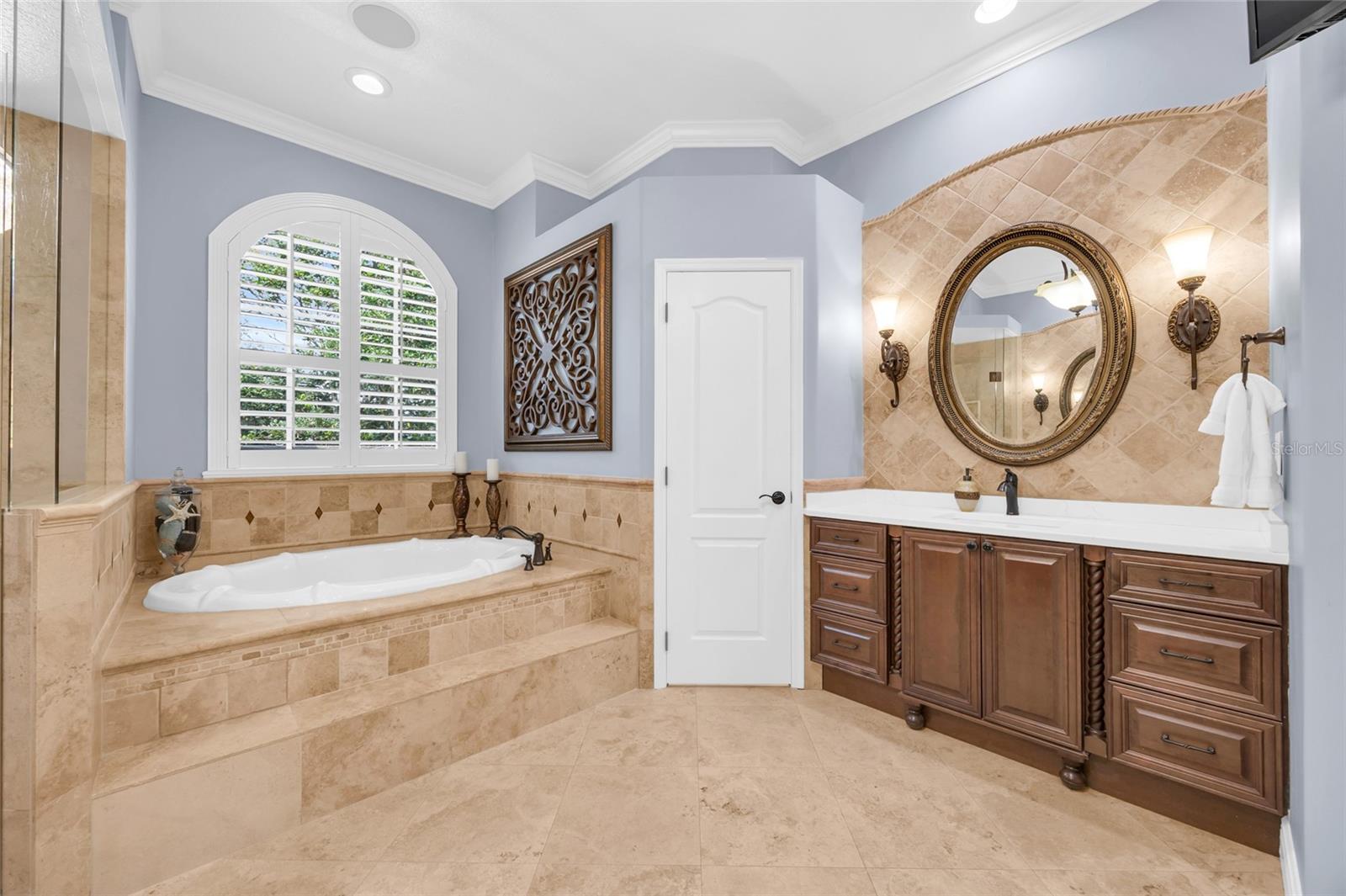 8738 GREAT COVE DR, ORLANDO, FL, 32819
