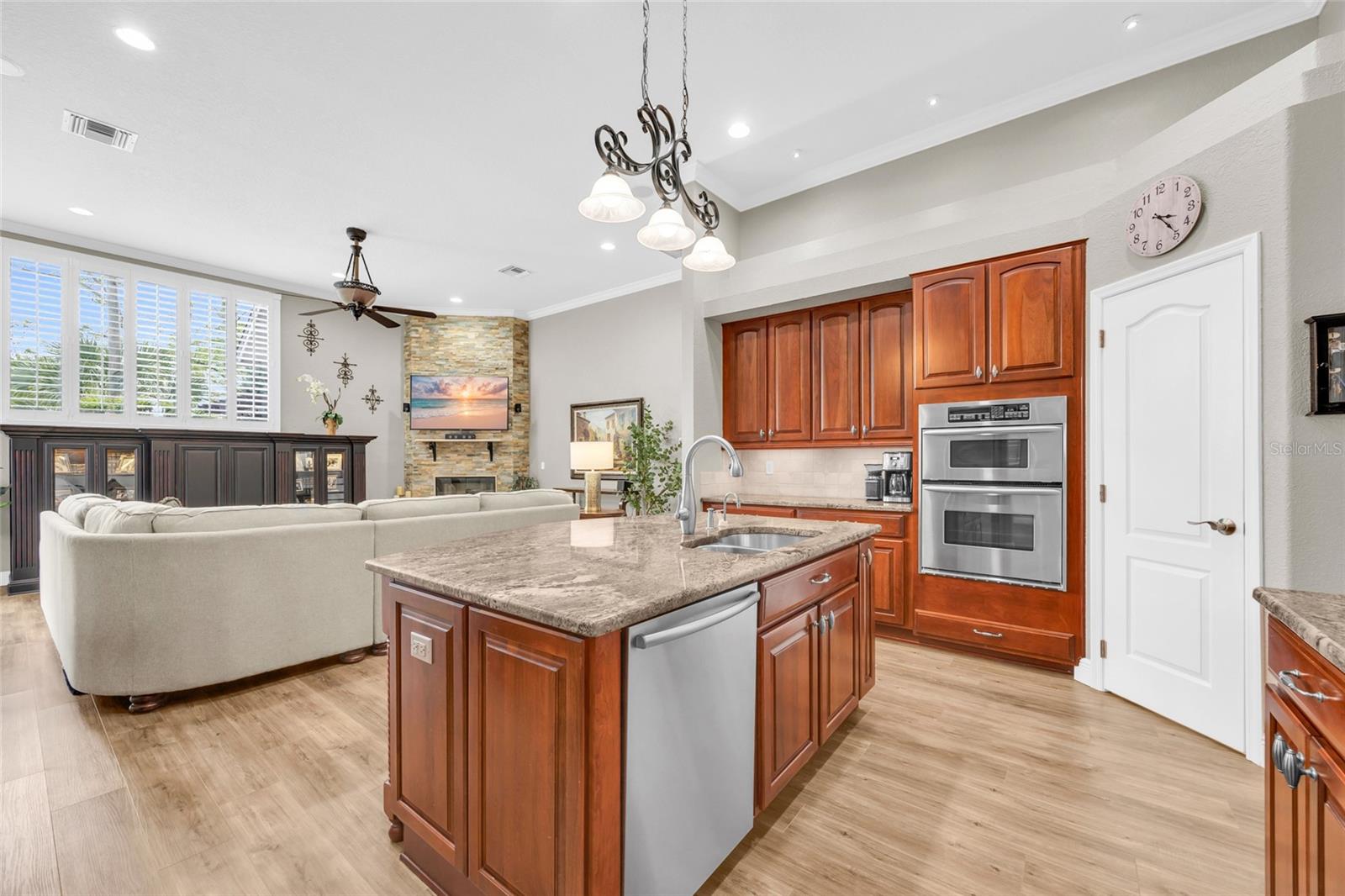 8738 GREAT COVE DR, ORLANDO, FL, 32819