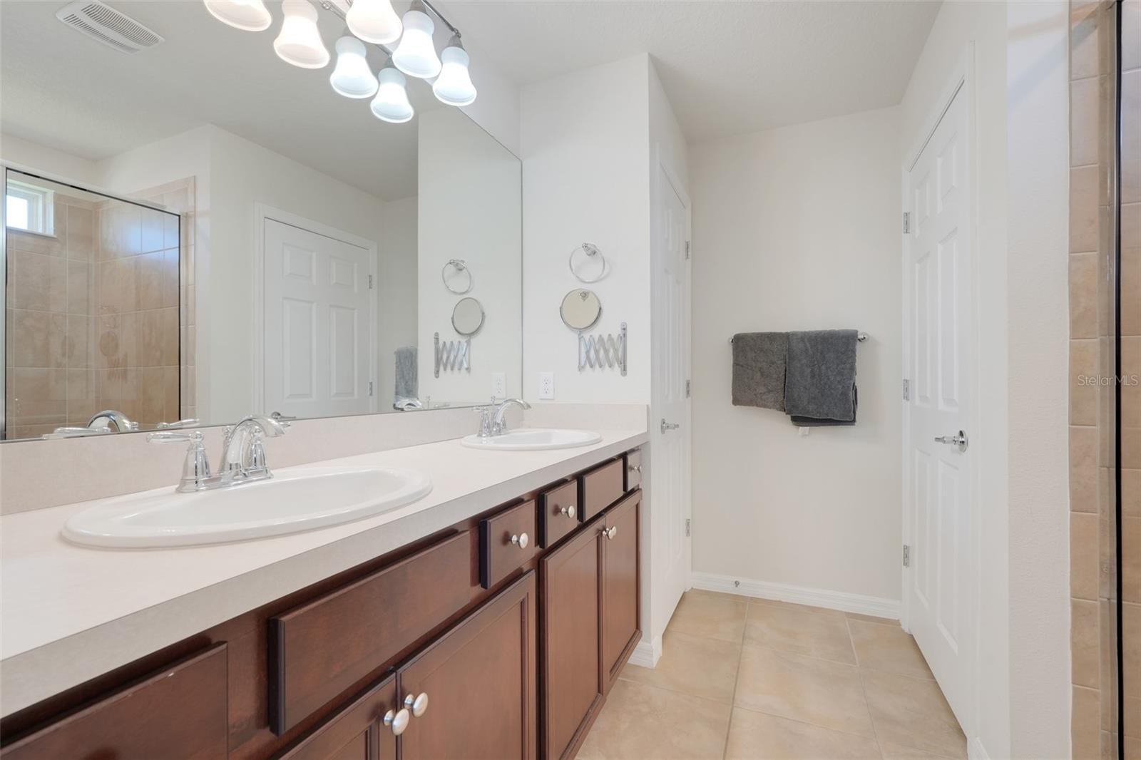 2611 HILLTOP LOOP, APOPKA, FL, 32712