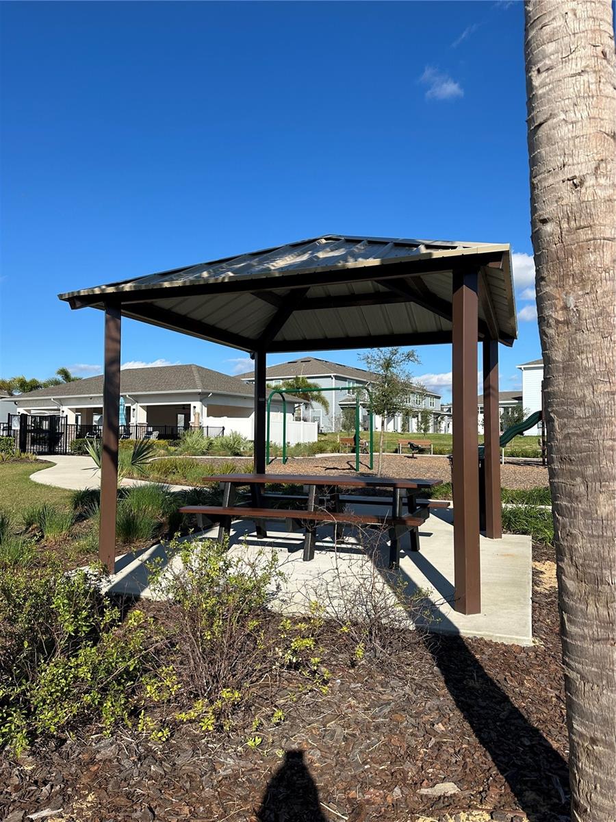 2555 WINSOME WAY, DAVENPORT, FL, 33896