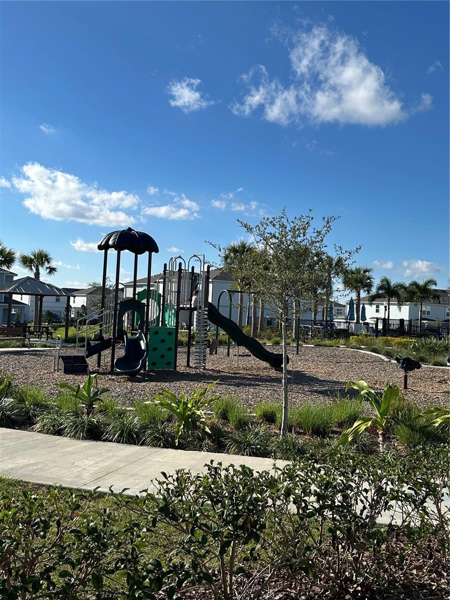 2555 WINSOME WAY, DAVENPORT, FL, 33896