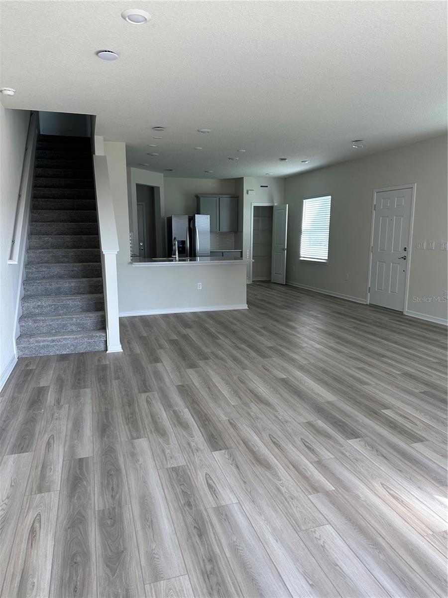 2555 WINSOME WAY, DAVENPORT, FL, 33896