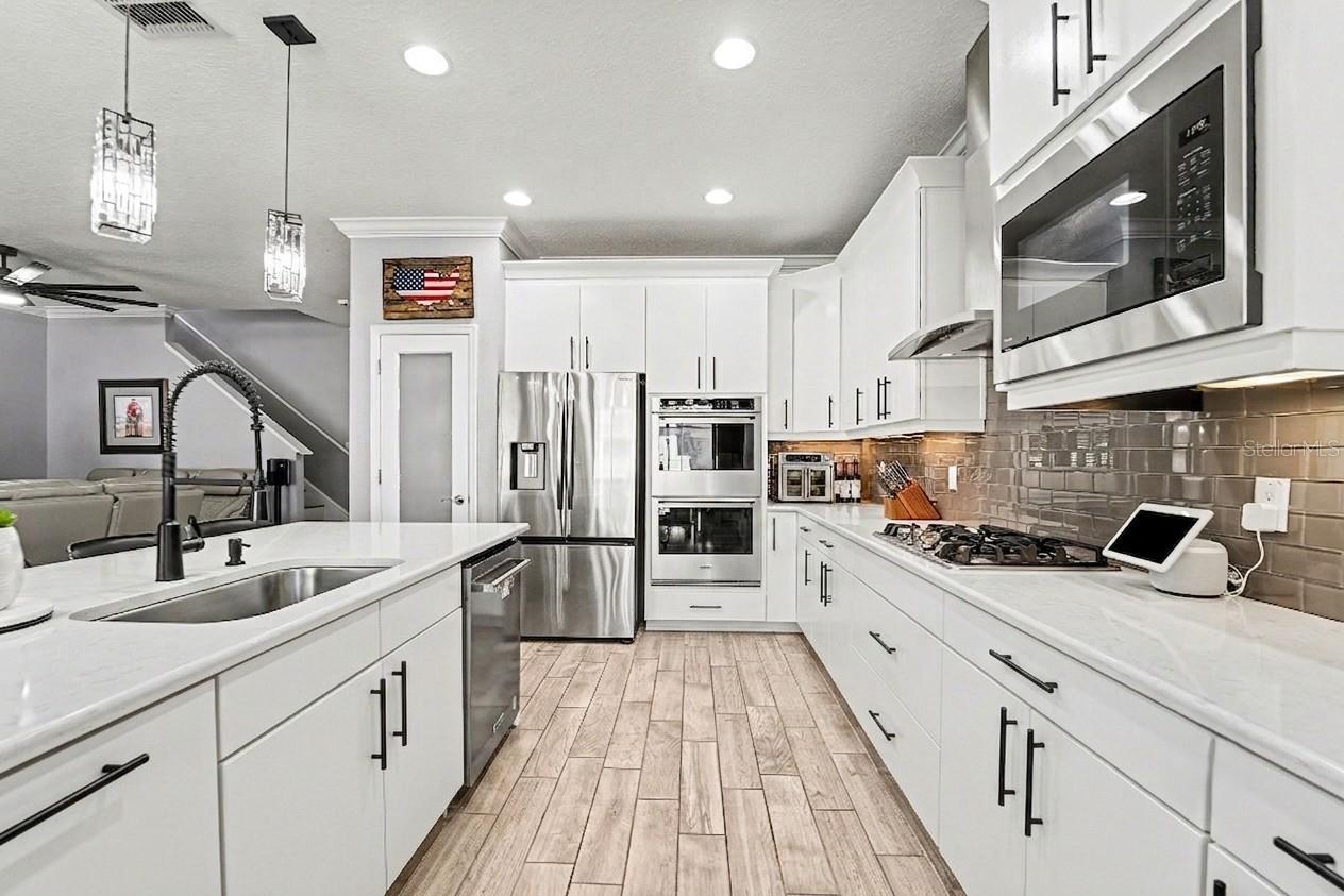 21827 SOUTHERN CHARM DR, LAND O LAKES, FL, 34637