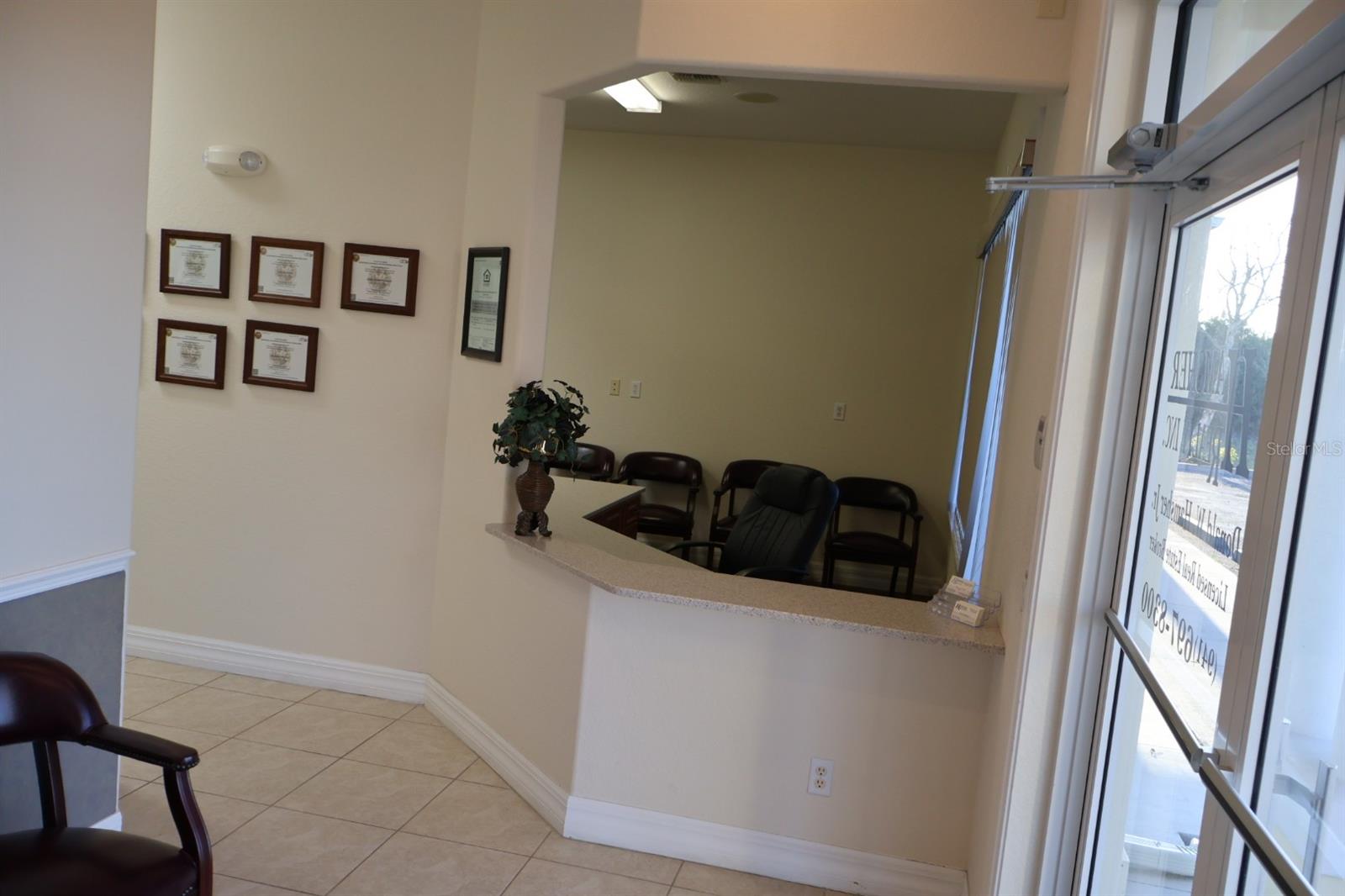 12366 N ACCESS RD #2, PORT CHARLOTTE, FL, 33981