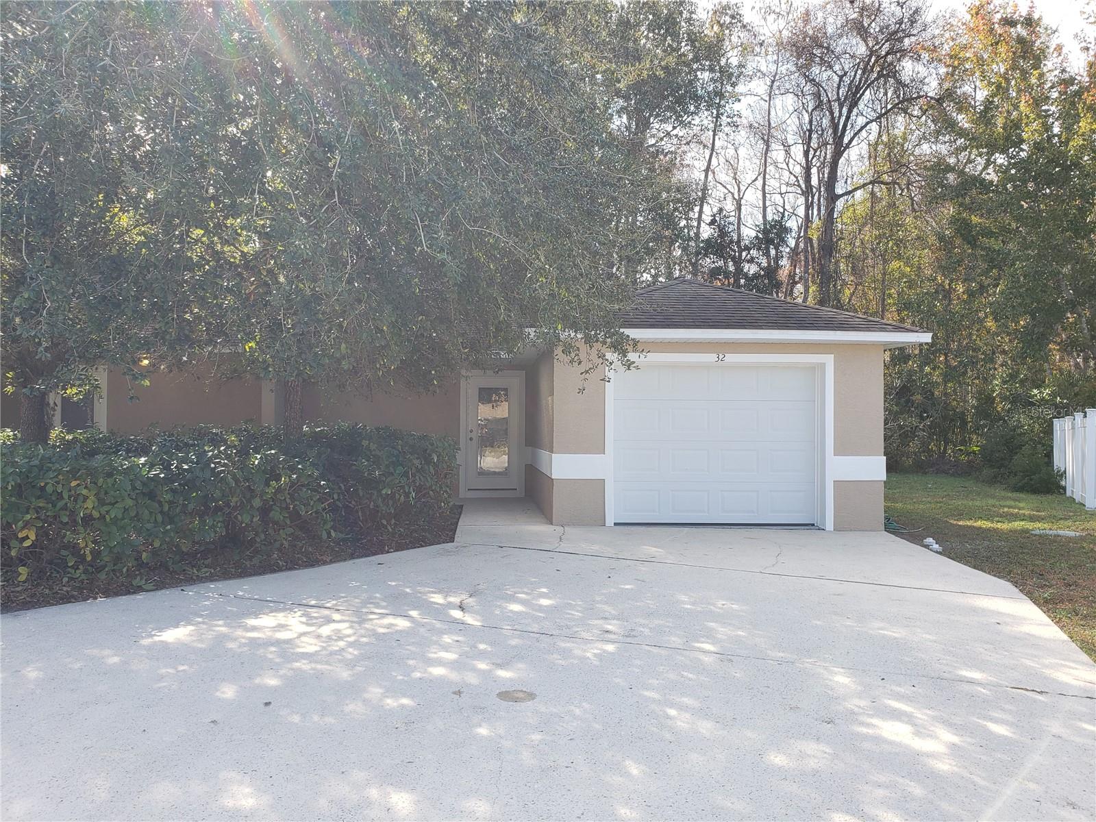 32 ZOELLER CT CT #B, PALM COAST, FL, 32164