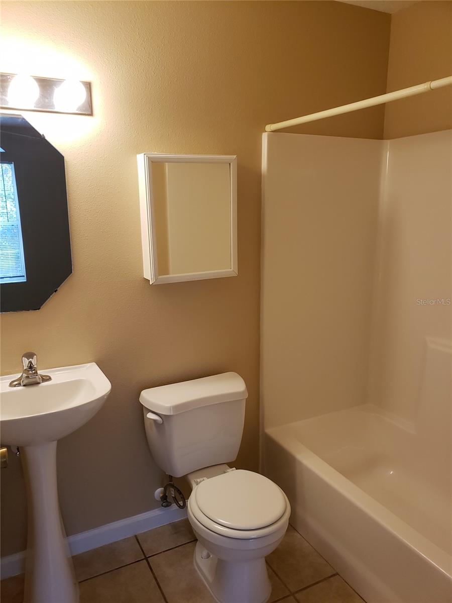 32 ZOELLER CT CT #B, PALM COAST, FL, 32164