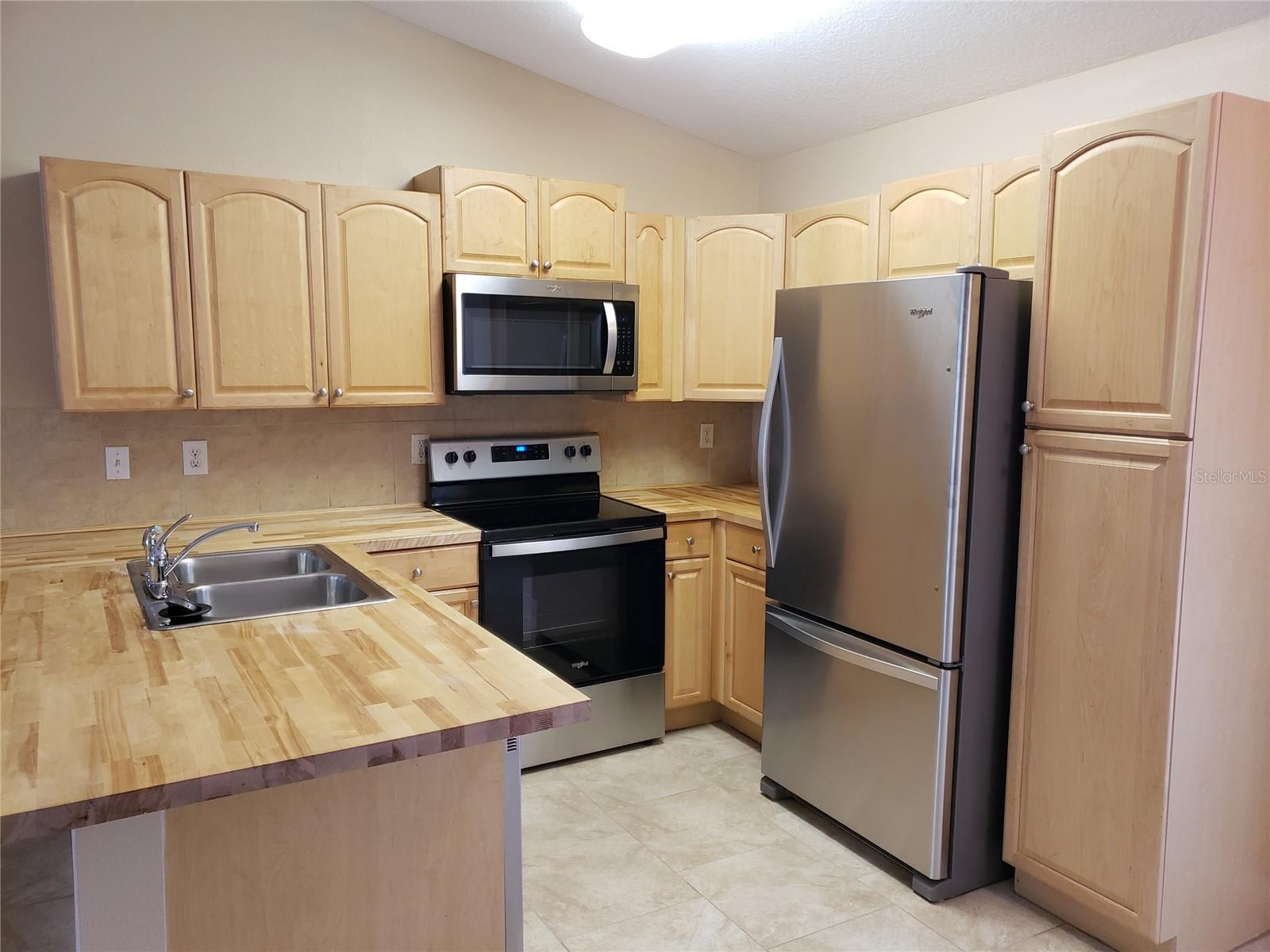 32 ZOELLER CT CT #B, PALM COAST, FL, 32164