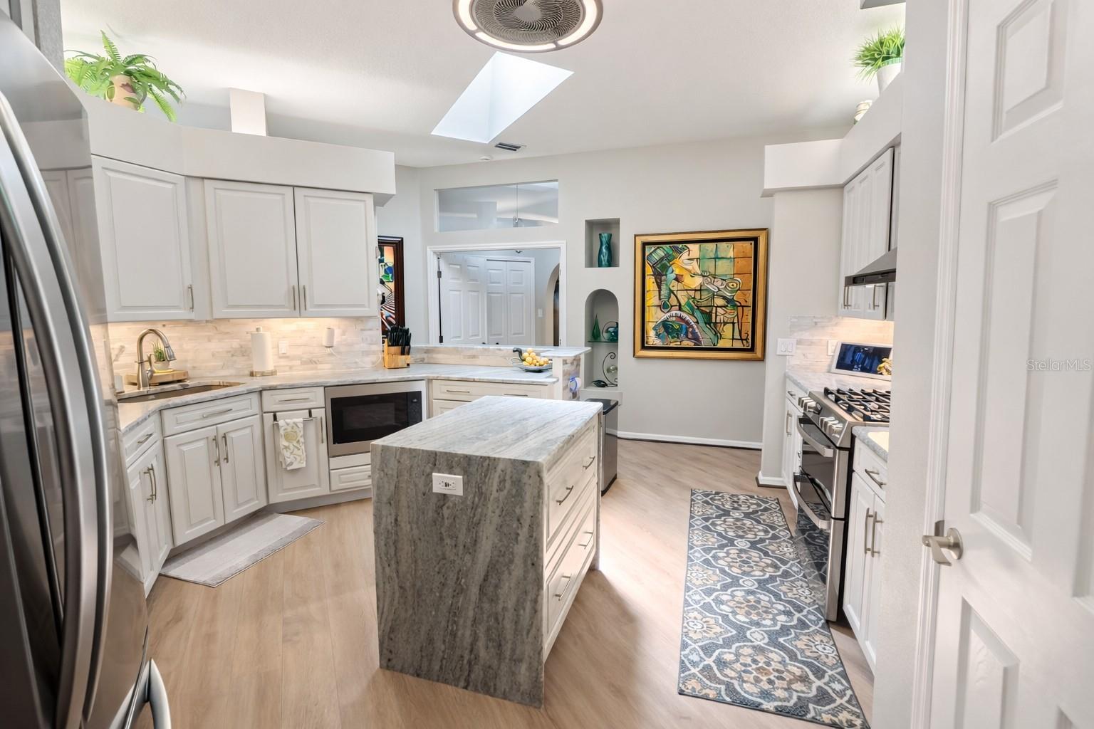 2 LONG MEADOW RD, ROTONDA WEST, FL, 33947