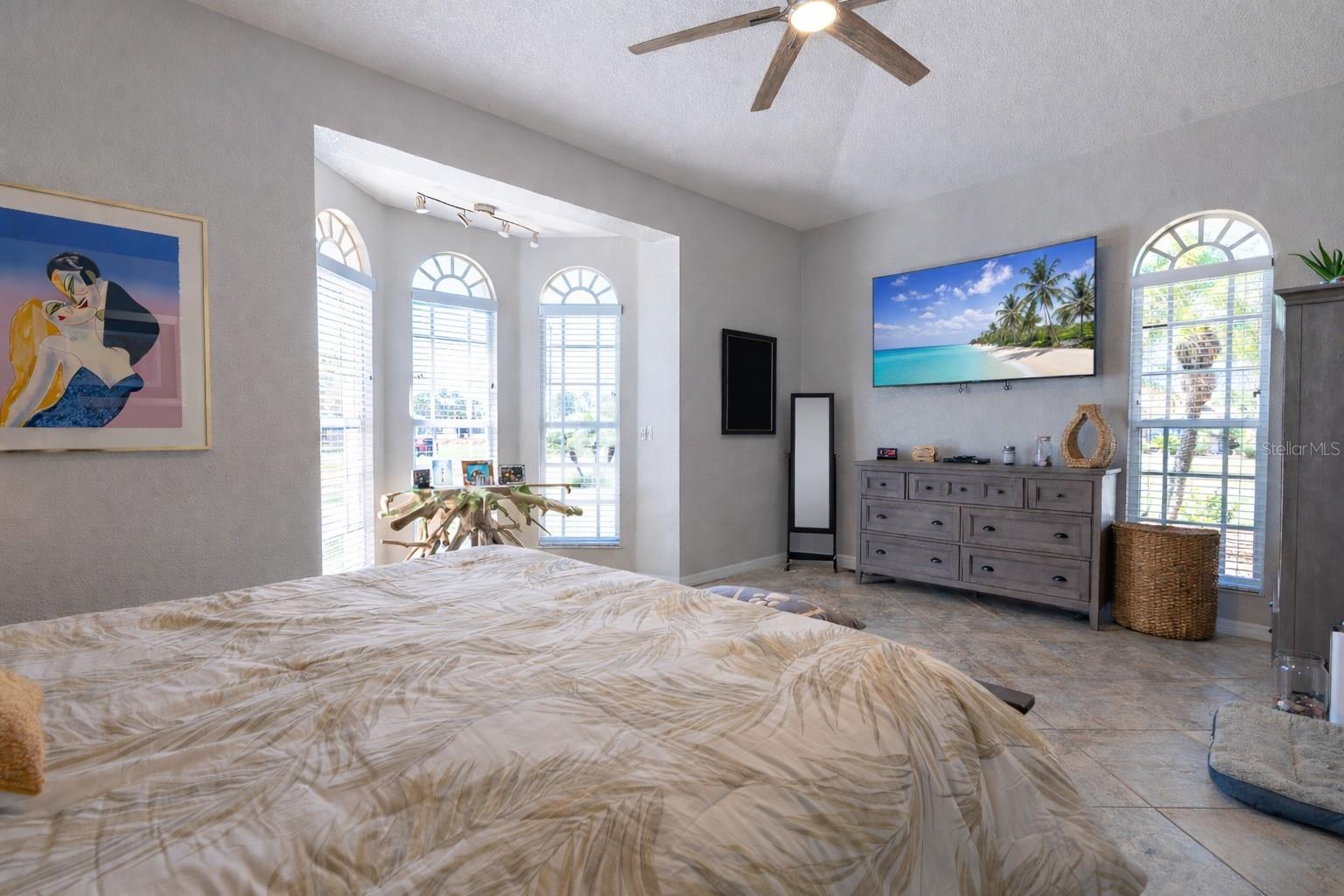 2 LONG MEADOW RD, ROTONDA WEST, FL, 33947