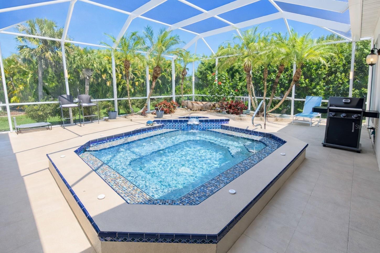 2 LONG MEADOW RD, ROTONDA WEST, FL, 33947