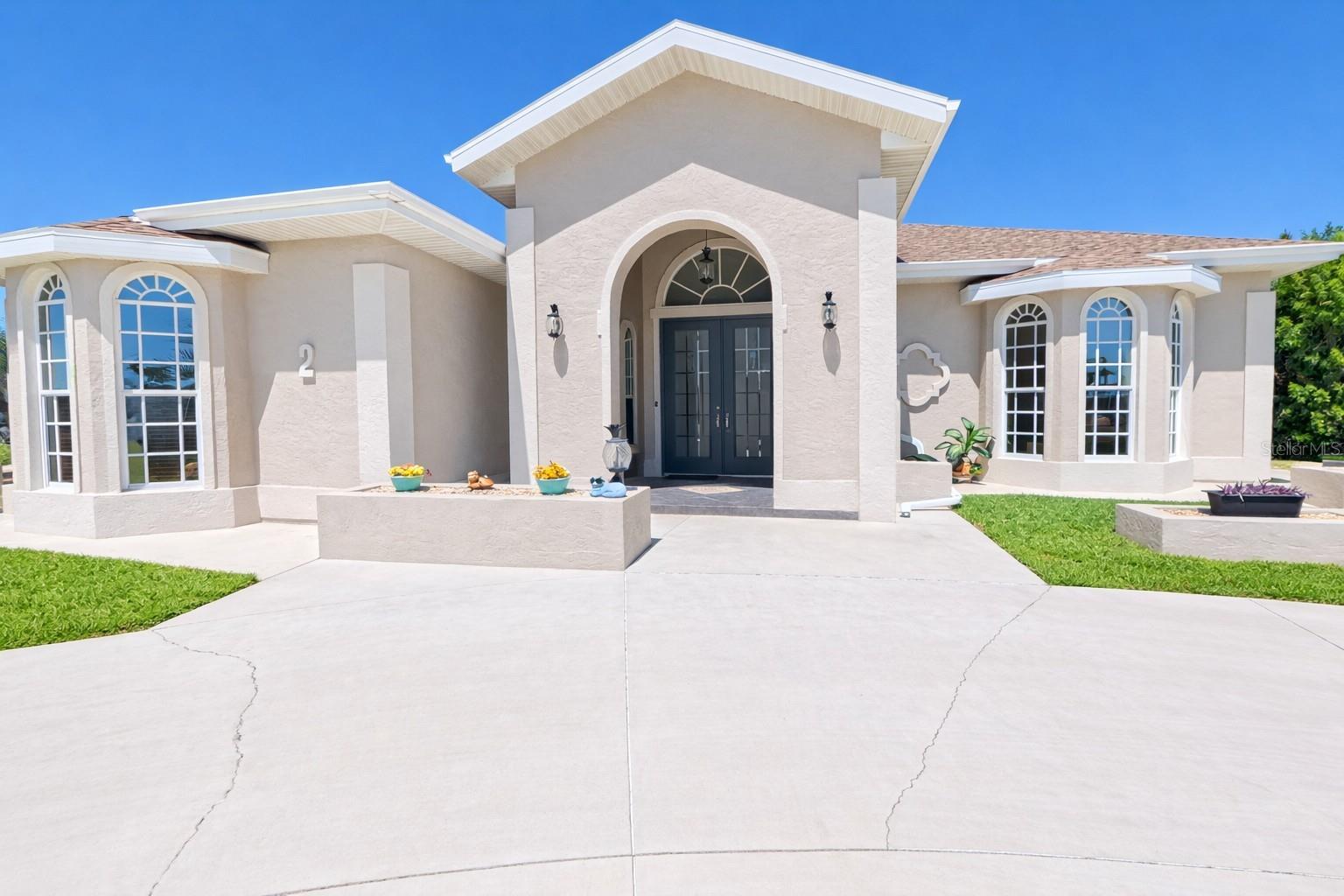 2 LONG MEADOW RD, ROTONDA WEST, FL, 33947
