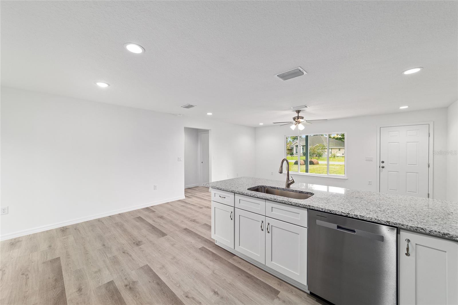 1956 SW ADMIRAL LANDING DR, DUNNELLON, FL, 34431