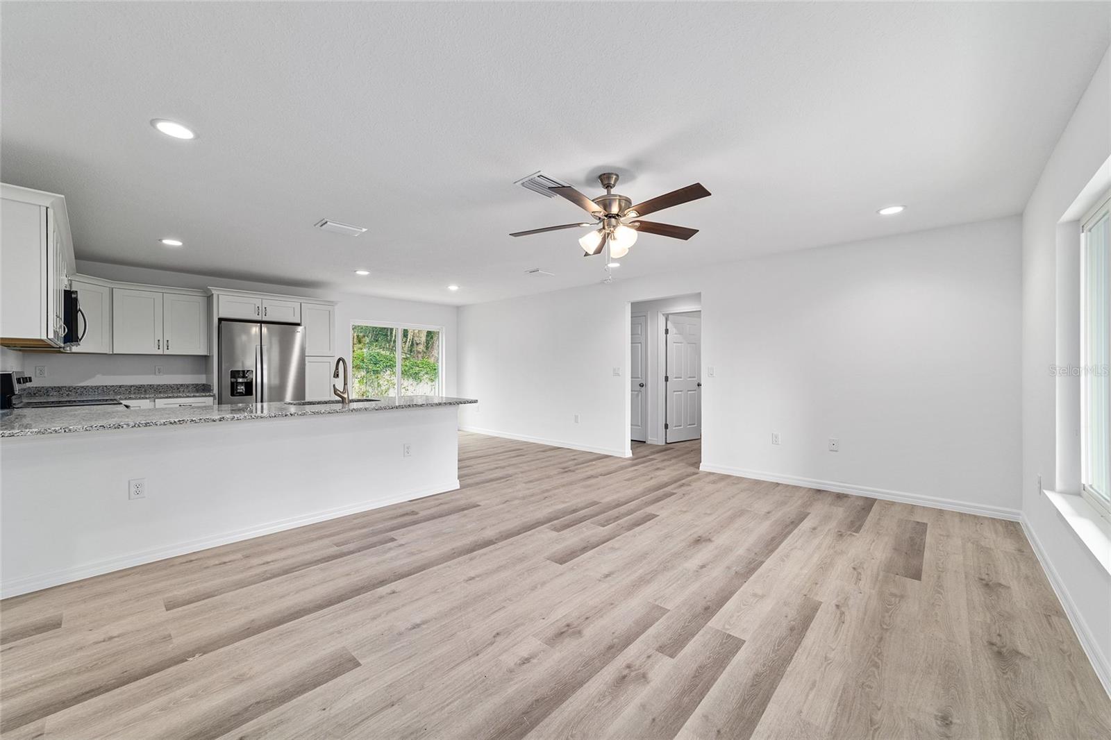 1956 SW ADMIRAL LANDING DR, DUNNELLON, FL, 34431