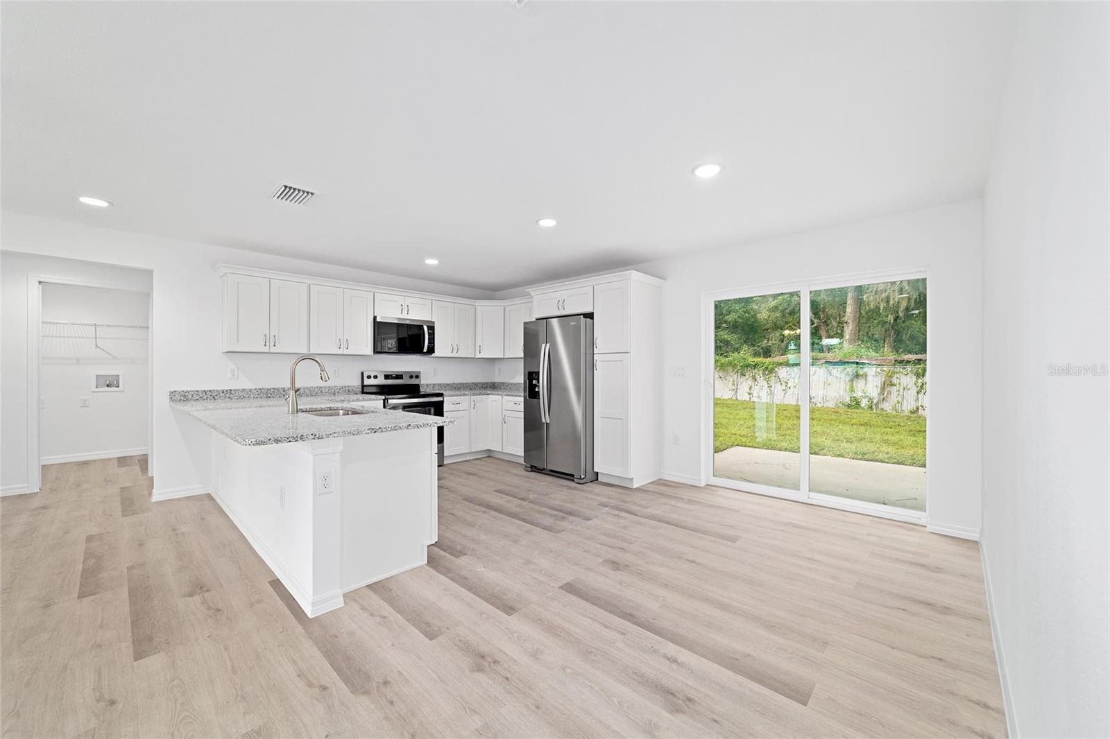 1956 SW ADMIRAL LANDING DR, DUNNELLON, FL, 34431
