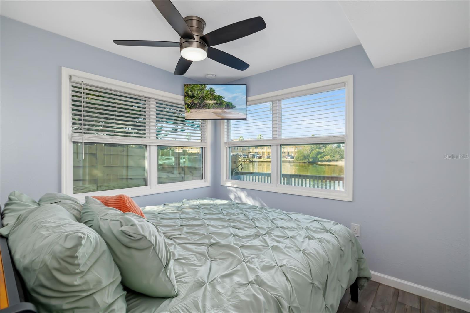 9022 MIDNIGHT PASS RD, SARASOTA, FL, 34242