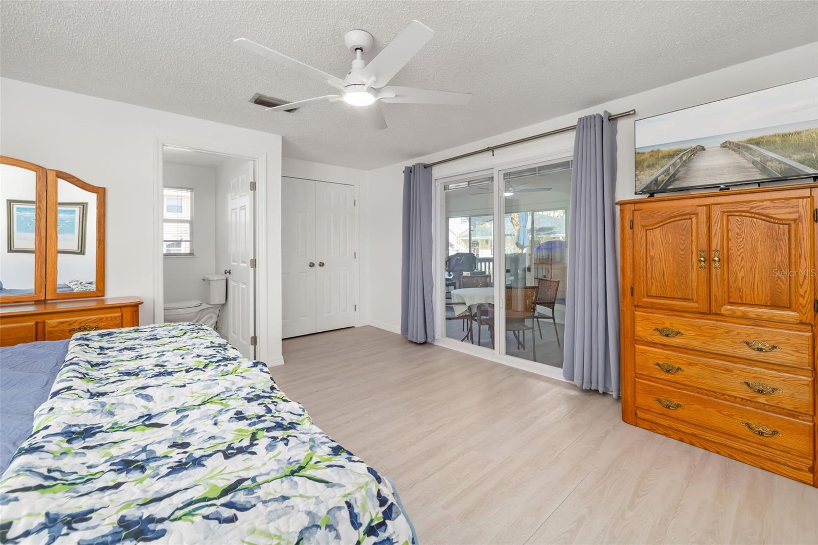 9022 MIDNIGHT PASS RD, SARASOTA, FL, 34242