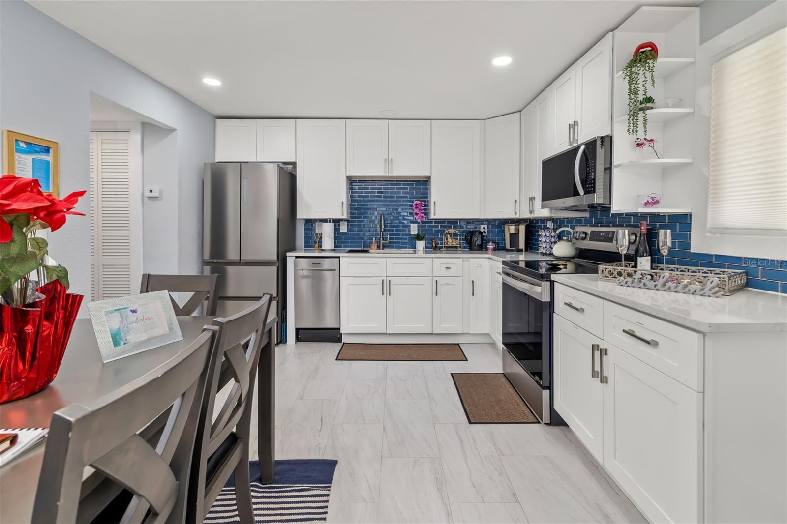 9022 MIDNIGHT PASS RD, SARASOTA, FL, 34242