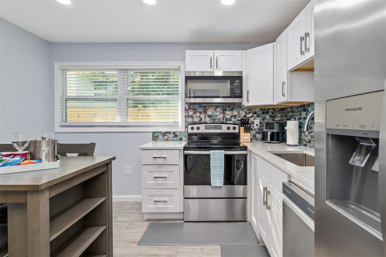 9022 MIDNIGHT PASS RD, SARASOTA, FL, 34242