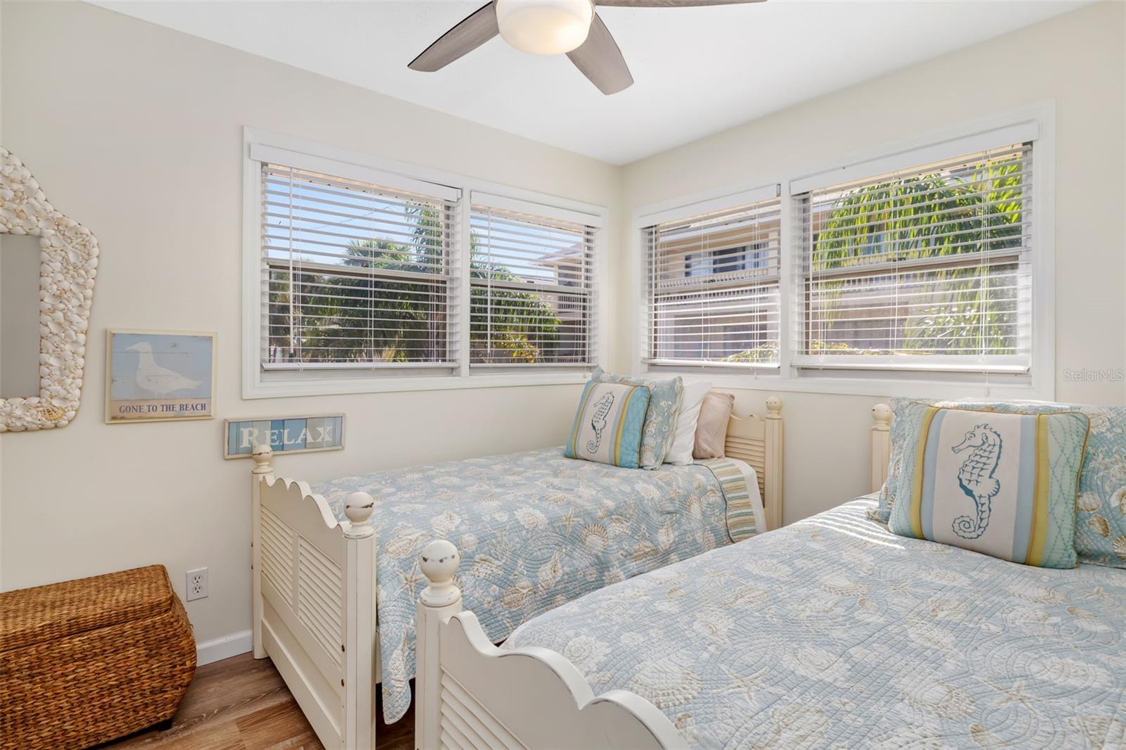 9022 MIDNIGHT PASS RD, SARASOTA, FL, 34242