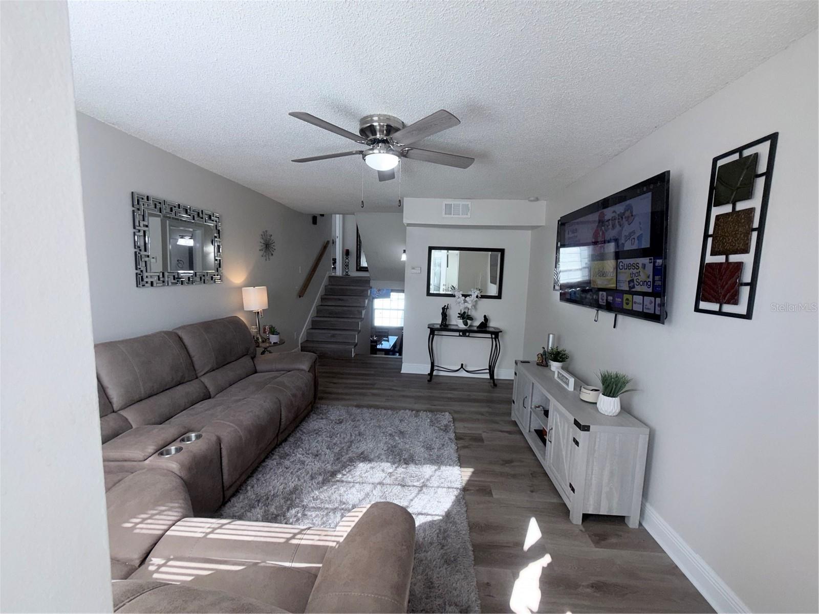 7321 JACKSON SPRINGS RD, TAMPA, FL, 33634