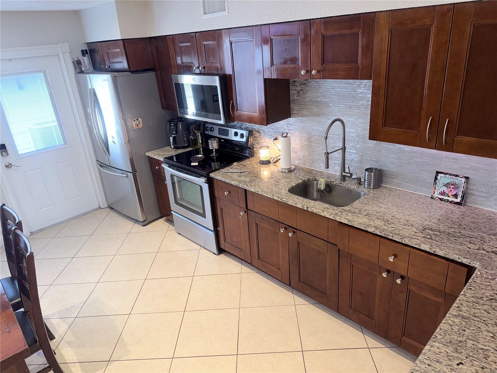 7321 JACKSON SPRINGS RD, TAMPA, FL, 33634